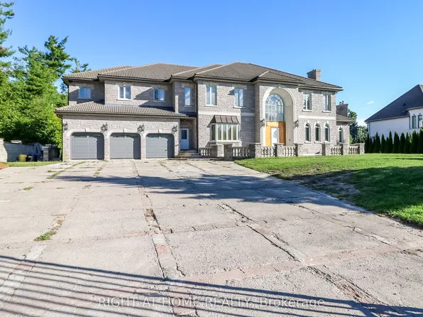 290 Tollendal Mill Rd, Barrie, ON L4N 7S6