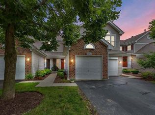 2034 Waverly Ln, Algonquin, IL 60102