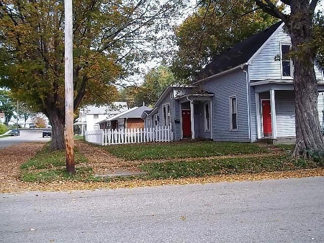 2nd image of 302 S Cherry St