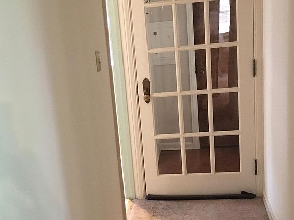3rd image of 4330 Chester Dr #4330