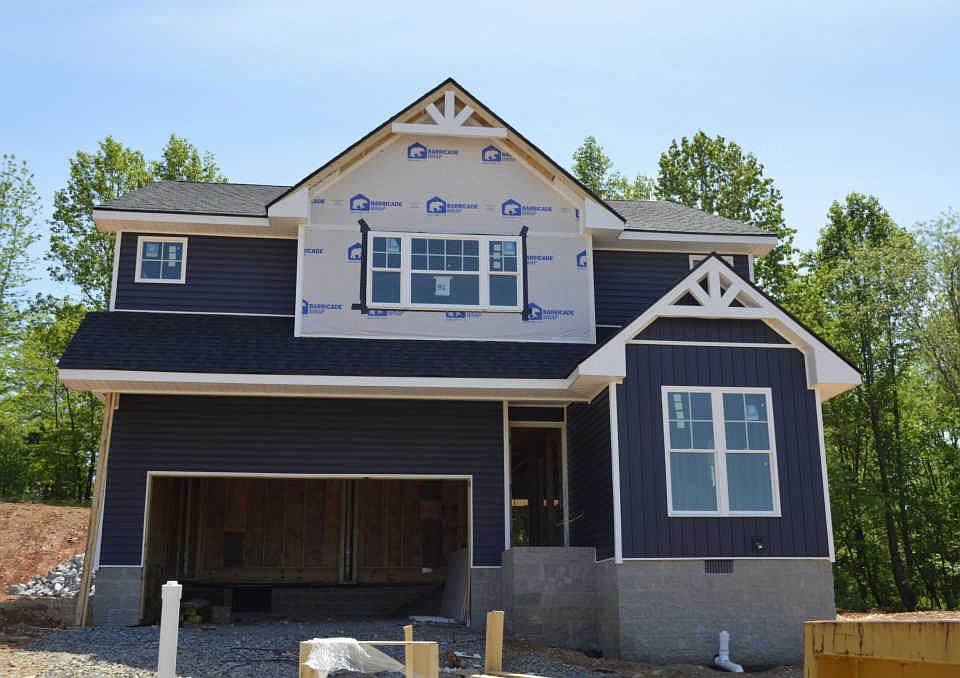 1st image of 91 Chestnut Dr