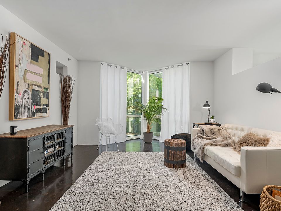 1st image of 2870 Pharr Ct S NW APT 205