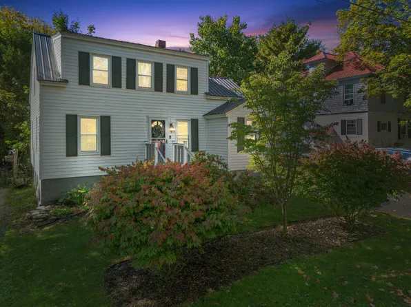 10 Edgewood Street, Waterville, ME 04901