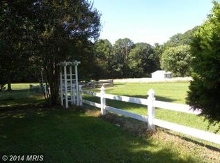 19387 Point Lookout Rd, Lexington Park, MD 20653