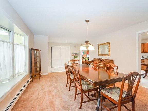 3rd image of 94 Dudley Rd