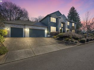 12730 Adrian Ct, Lake Oswego, OR 97034