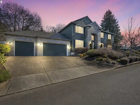 12730 Adrian Ct, Lake Oswego, OR 97034