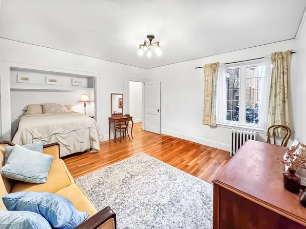 285 Harvard St, Cambridge, MA