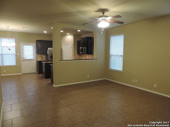 2nd image of 162 Cita Roost