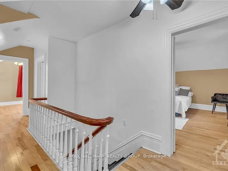 15 Elmsley St N — Photo 16
