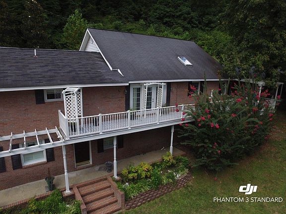 2nd image of 7 Skidmore Dr