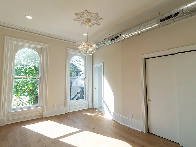 17 N Pearl St #3 — Photo 10