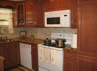 7785 SW 86th St APT 114, Miami, FL 33143