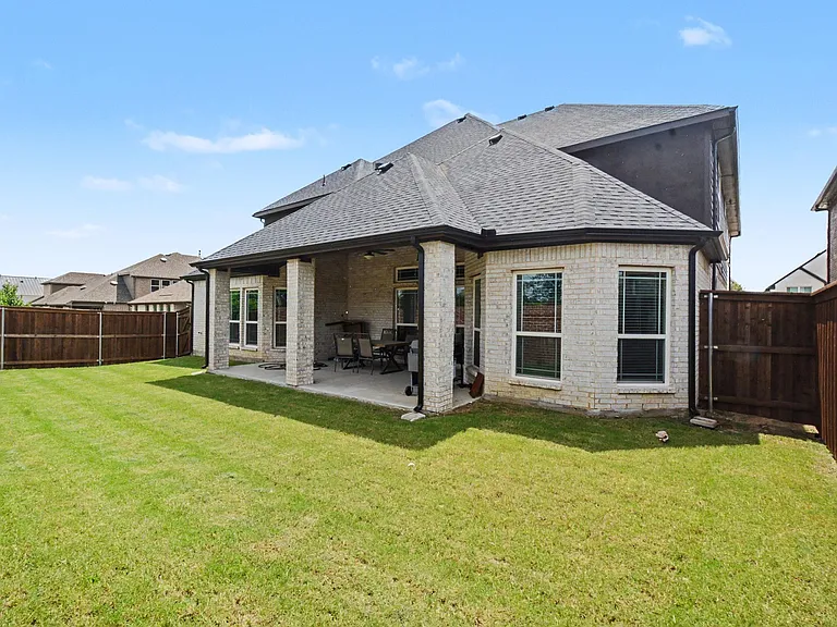 3814 Windmill Ct — Photo 25
