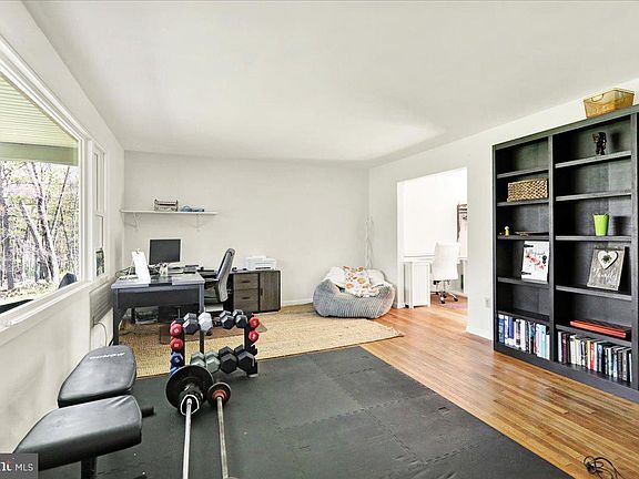 5th image of 342 Preston Rd