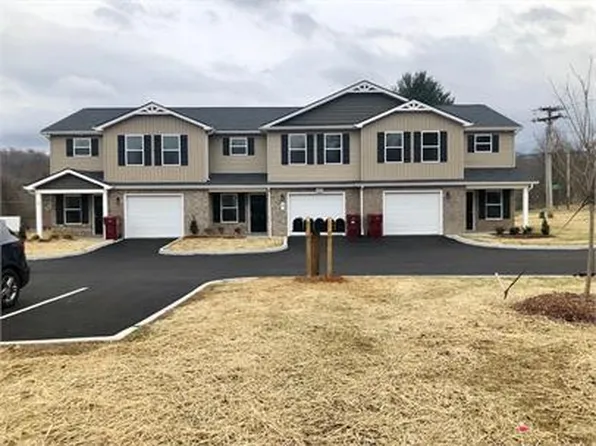 2229 N Greenwood Dr #2, Johnson City, TN 37601