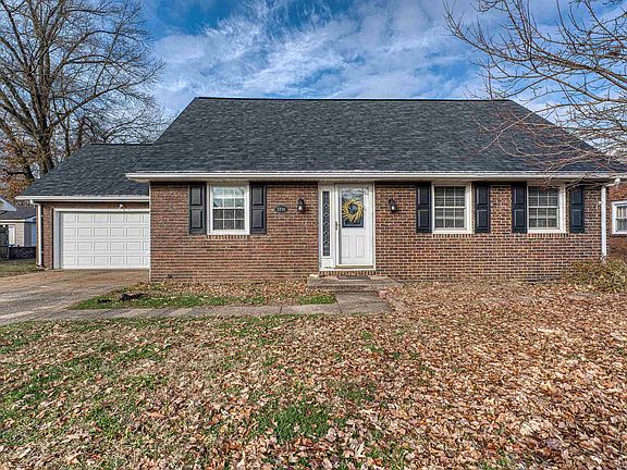 3rd image of 2731 Saint Patrick Dr
