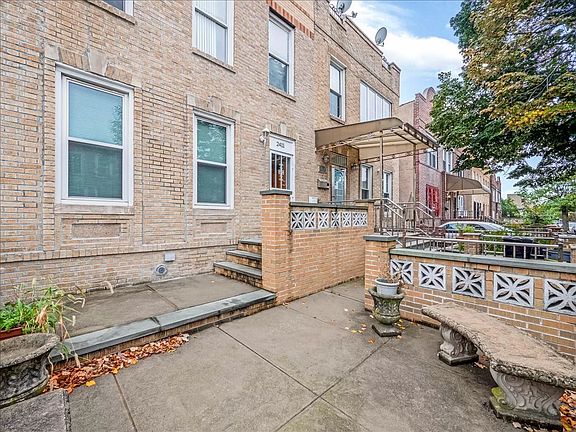 3rd image of 24-11 35th St
