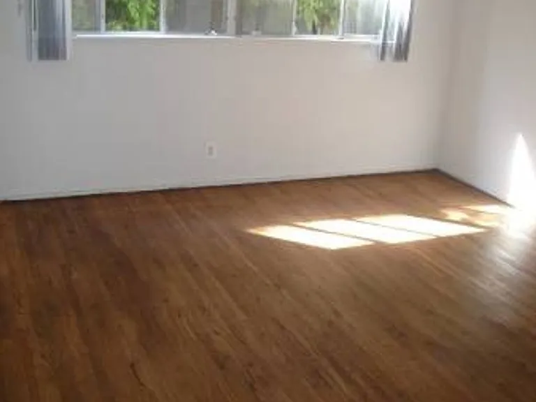 11707 W Sunset Blvd — Photo 4