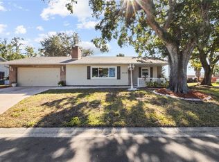 5004 Brandeis Cir N, Sarasota, FL 34243