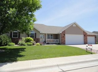 2439 Queen Dr, Sidney, NE 69162