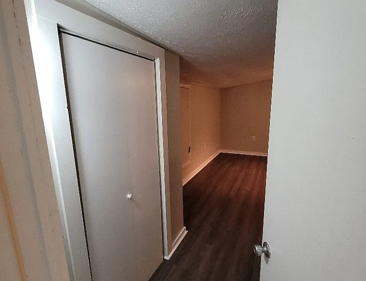 657 James Ave — Photo 5