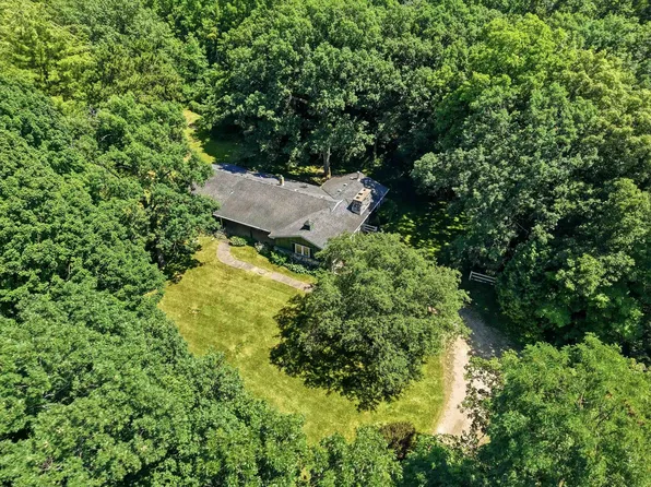 4011 County Road A, Stoughton, WI 53589