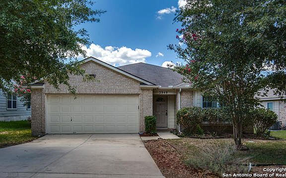 2nd image of 3949 Brook Hollow Dr