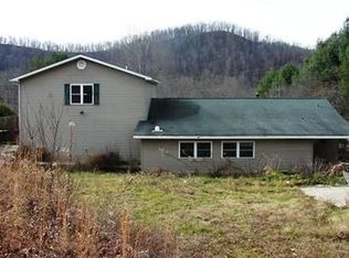 1090 Rockfork Rd, Morehead, KY 40351