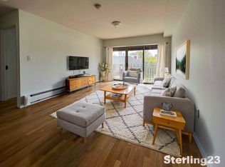 31-32 31st St #5B, Astoria, NY 11106