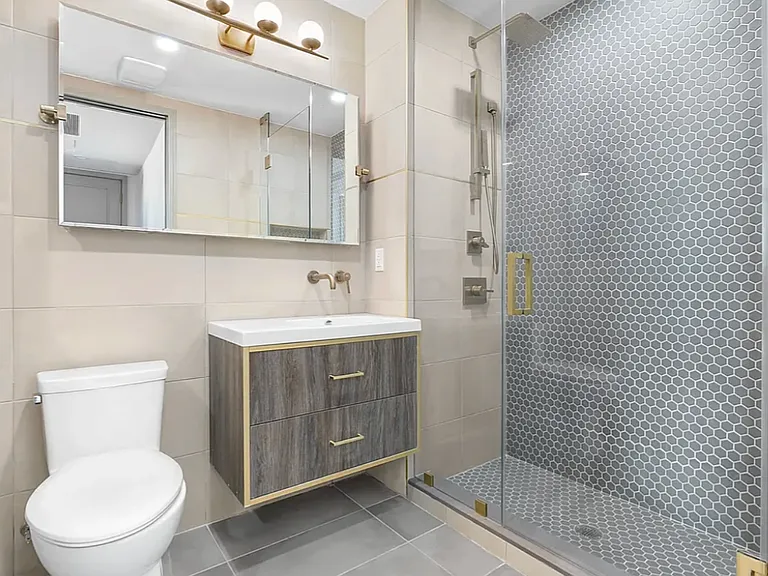 106 N 3rd St #5B — Photo 6