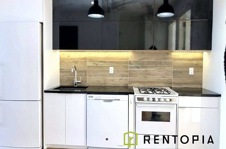 1st image of 73 Montrose Ave #2II