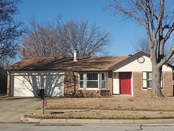 Current picture, after the front door was painted
