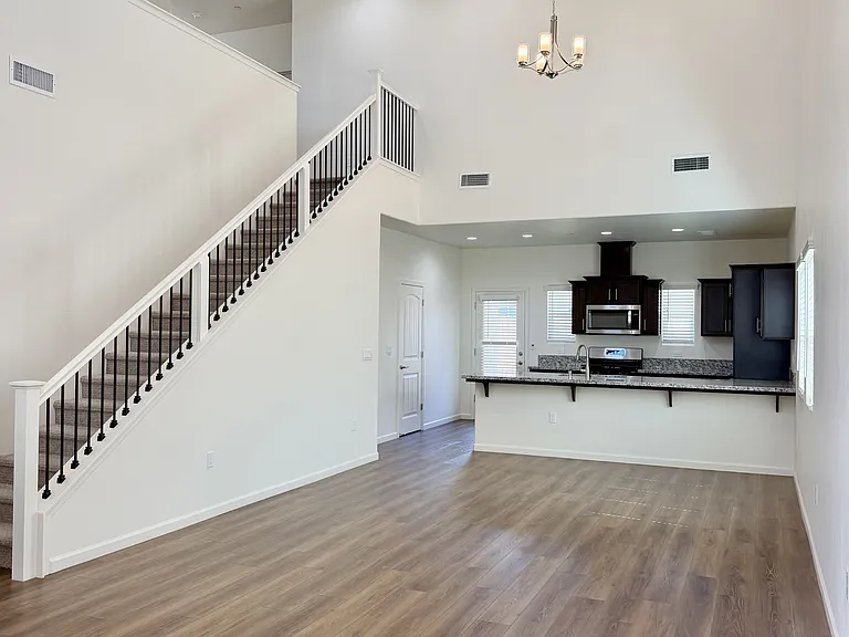 1473 Concord Way — Photo 9