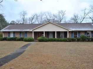 121 Tyler Ter, West Point, GA 31833