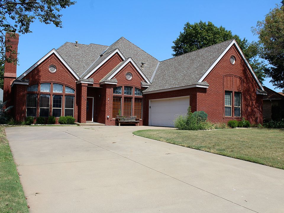 1st image of 2719 Homestead Ln N