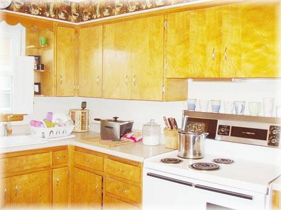 Large Eat in Kitchen