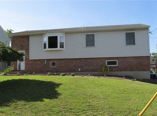 2519 Burrows St, Easton, PA 18045