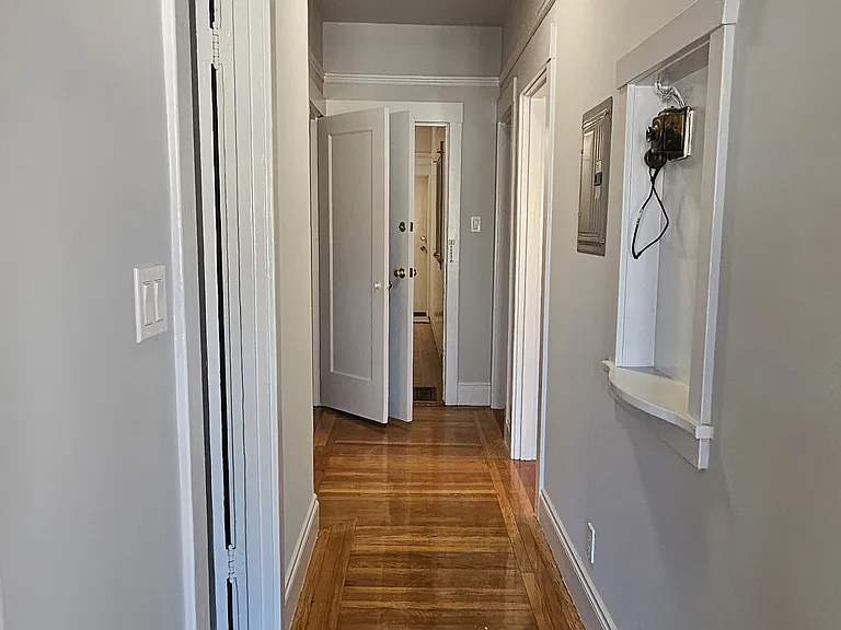 735 11th Ave #3 — Photo 3