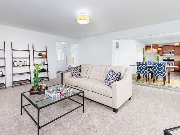 4th image of 6697 Benton Ln