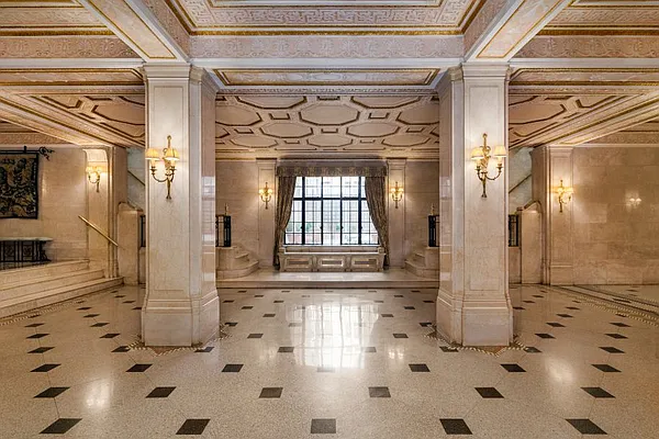 Sold by Compass | media 11