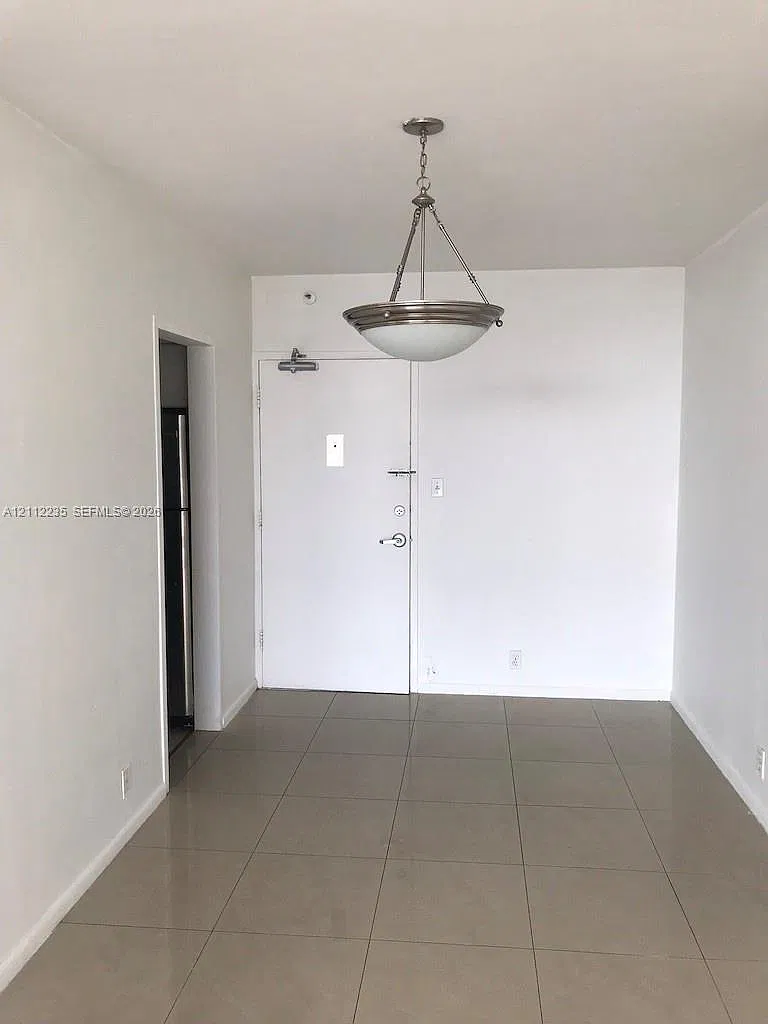 Mirador 1000 Condo — Photo 3