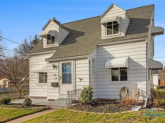 3rd image of 2566 Thoman Pl