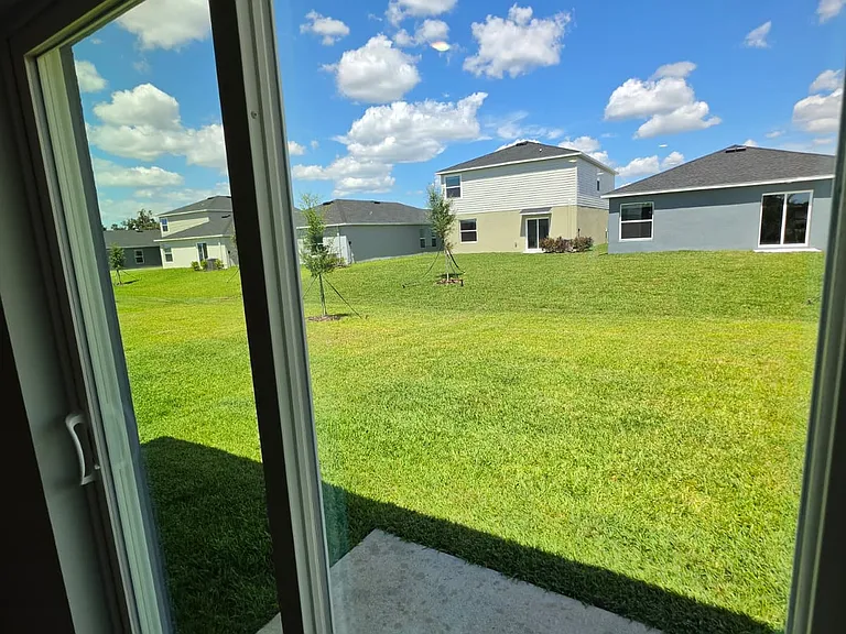 3739 NE 32nd Ct — Photo 16