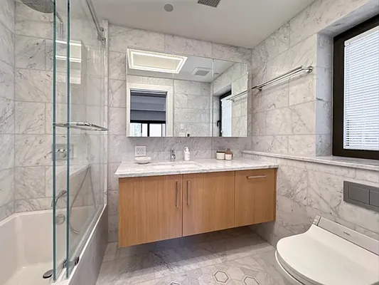 Rented by Living New York | media 32