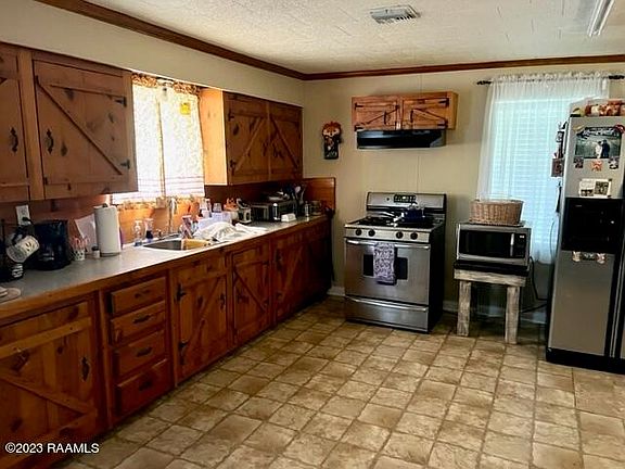 2nd image of 3126 Monier Ave