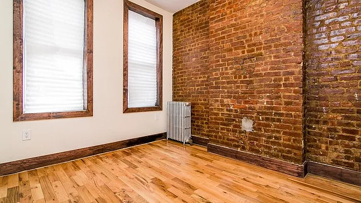 Rented by Nooklyn NYC LLC | media 25