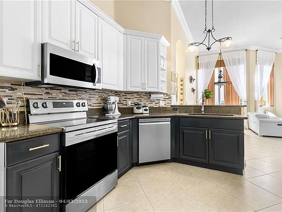 4th image of 5874 NW 125th Ter