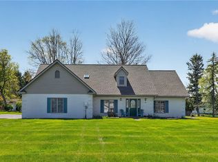 11 Pen Web Park, Webster, NY 14580