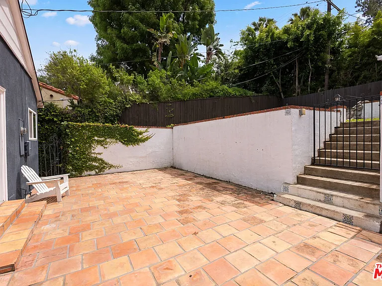 3740 Lankershim Blvd — Photo 18